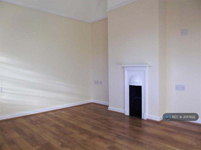 House for rent in St Mark's, Golden Valley