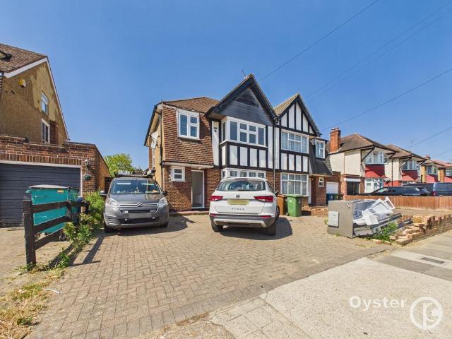 House for rent in Lane, Greater London
