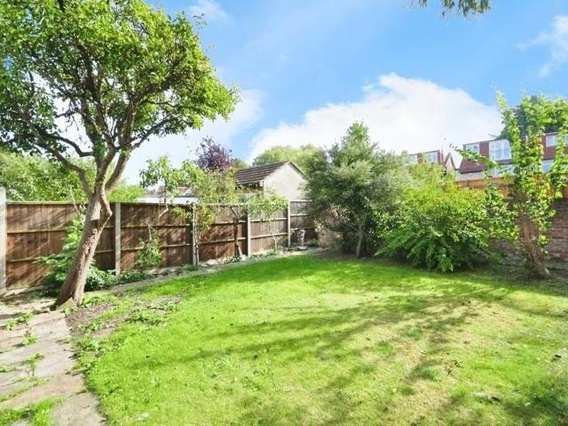 House for rent in Beddington, Greater London