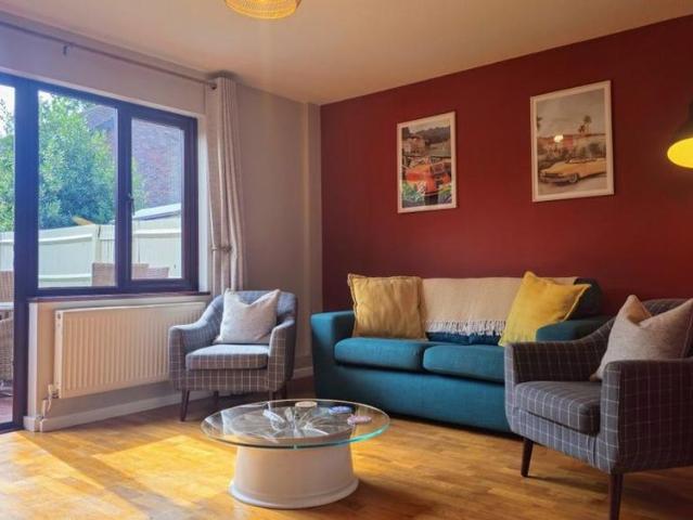 House for rent in Red Hill, Surrey