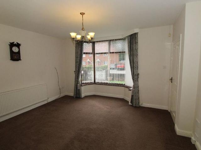 House for rent in Burnedge, Greater Manchester