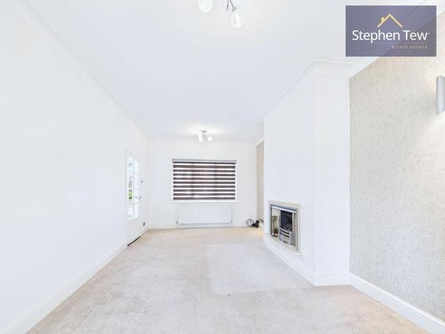 House for rent in Cabus, Lancashire
