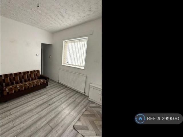 House for rent in Lee Bank, Greater Manchester
