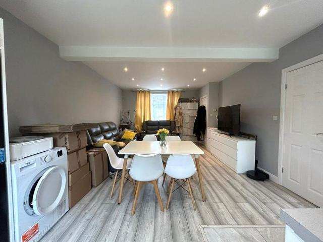 House for rent in Watford Rural, Batchworth
