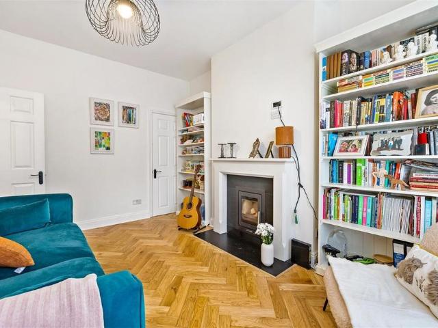 House for rent in Red Hill, Surrey