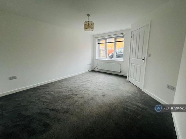 House for rent in Hampton Gardens, Peterborough