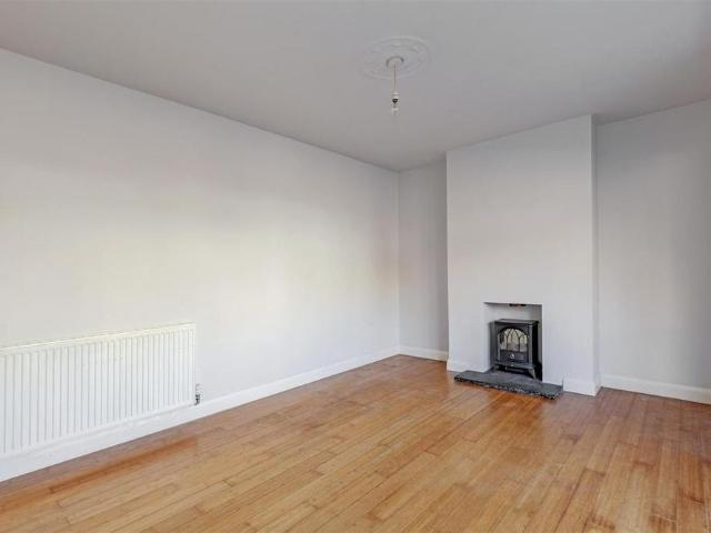 House for rent in Froggatt, East Midlands