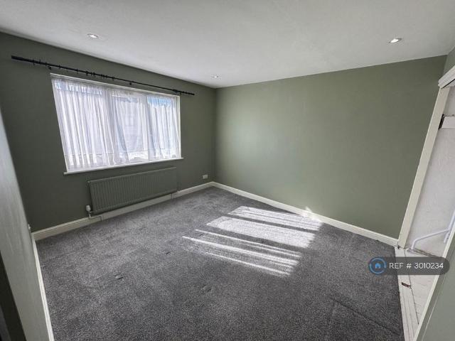 House for rent in New Rossington, Doncaster