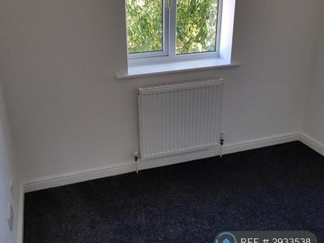 House for rent in Bird Estate, Barling