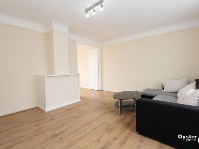 House for rent in Harrow Weald, Greater London