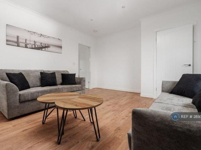 House for rent in Lee Bank, Greater Manchester