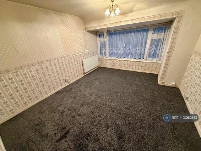 House for rent in Ettingshall Park, Wolverhampton
