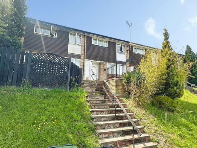 House for rent in Spring Park, Luton