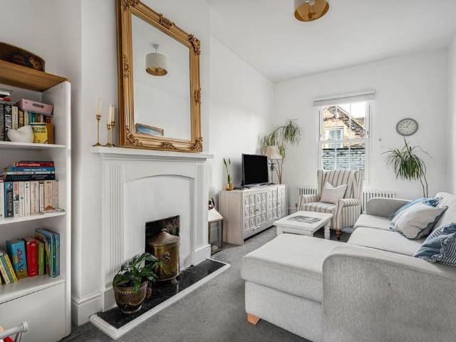 House for rent in Pouchen End, Hertfordshire