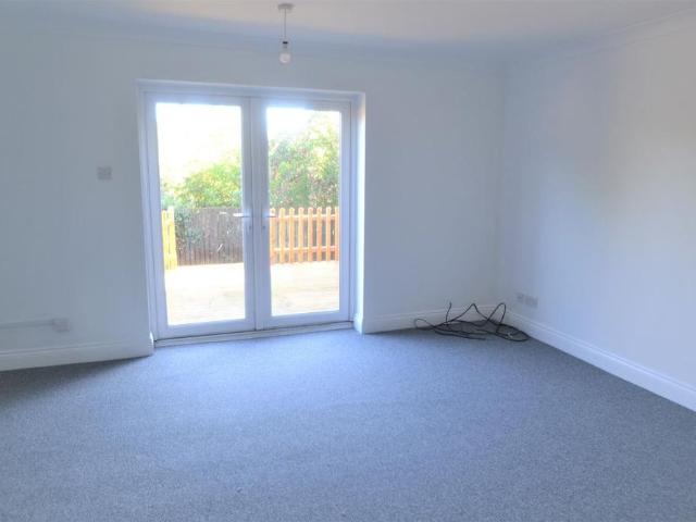 House for rent in Desborough