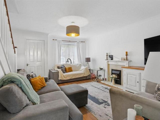 House for rent in London Borough of Sutton, Greater London