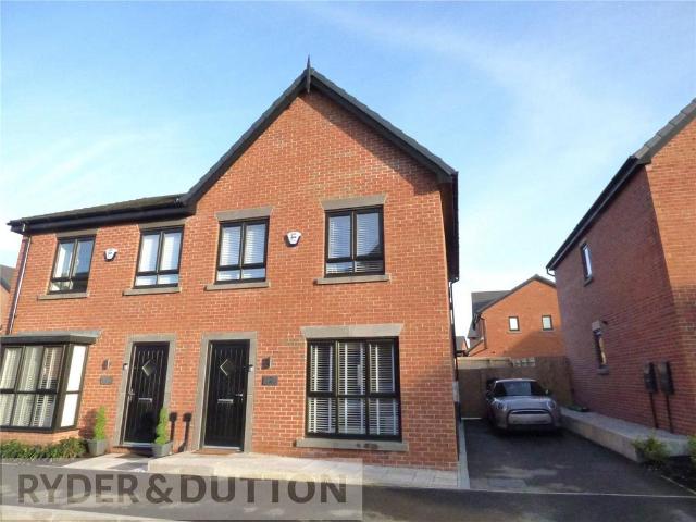 House for rent in Burnedge, Greater Manchester