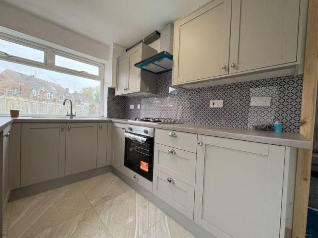 House for rent in Cowley, Greater London