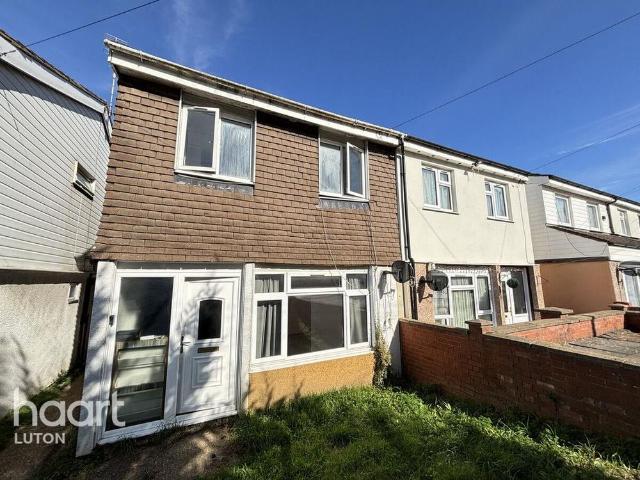 House for rent in Hockwell Ring, Lewsey Farm