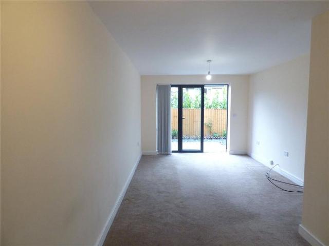 House for rent in Hightown Heights, Kirklees