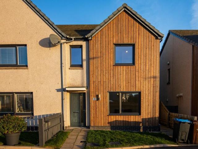 House for rent in Cove Bay, Ballindoch