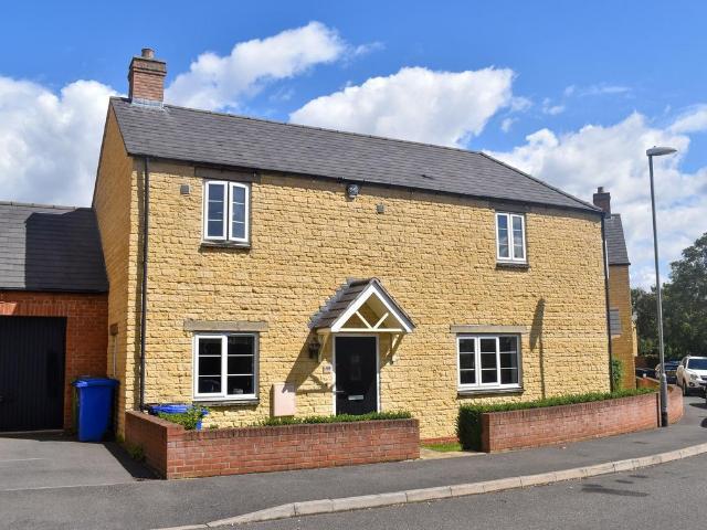 House for rent in Bengal, Greens Norton