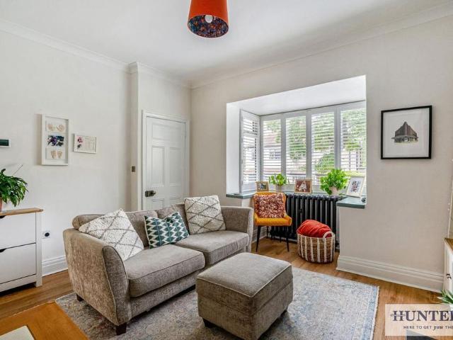 House for rent in Rufford Park, Yeadon