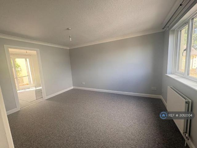 House for rent in Follaton, Strode