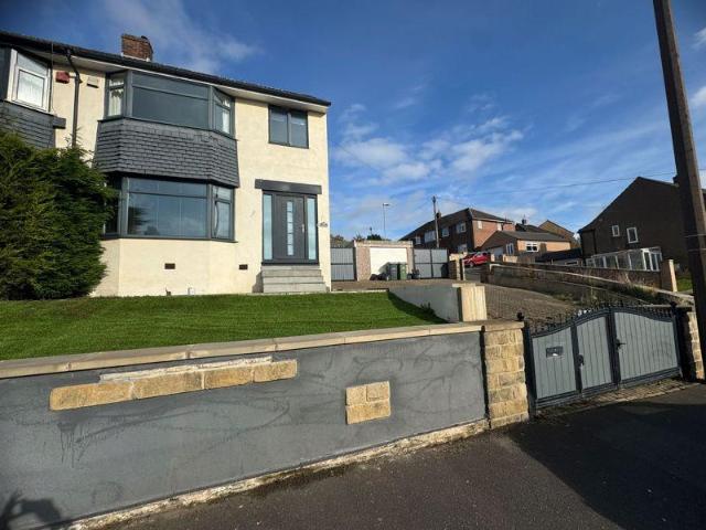 House for rent in Salendine Nook, West Yorkshire