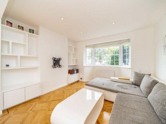 House for rent in London Borough of Merton, Greater London