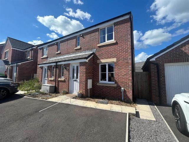House for rent in Coity Higher, Bridgend
