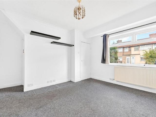 House for rent in Dagenham, Greater London