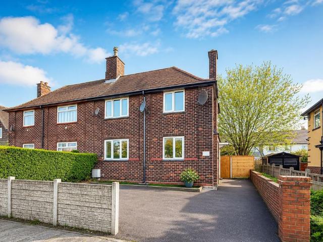 House for rent in Lower Irlam, Salford