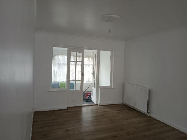 House for rent in Royal Borough of Kingston upon Thames, Greater London