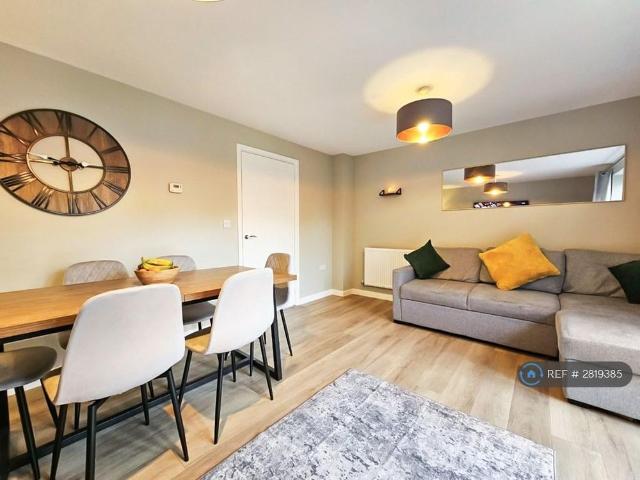 House for rent in Alstone, Golden Valley