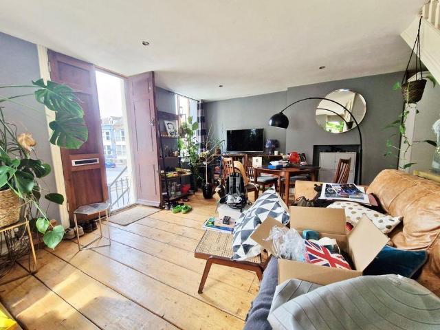 House for rent in Cliftonville West, Acol