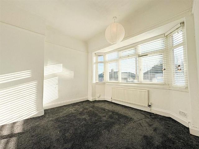 House for rent in Calderstones