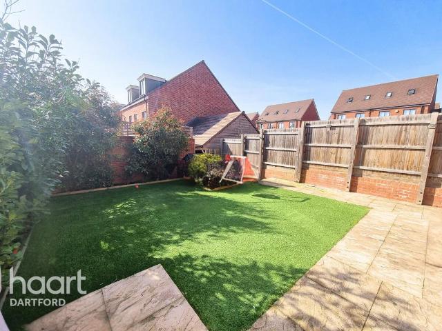 House for rent in Castle Hill, Monks Orchard