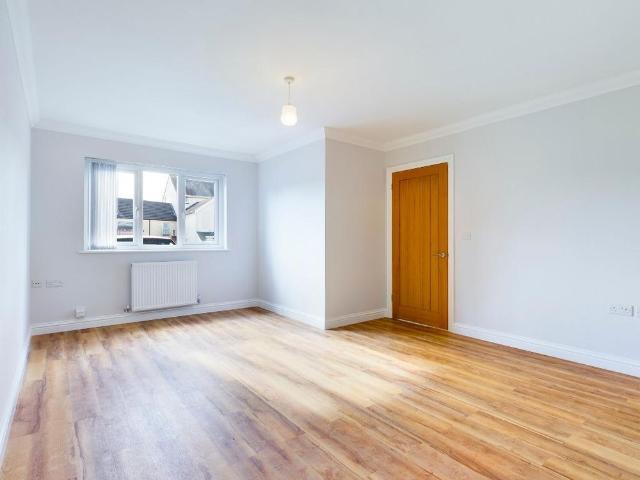 House for rent in Nangreaves, Wales