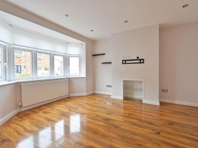 House for rent in Bushey