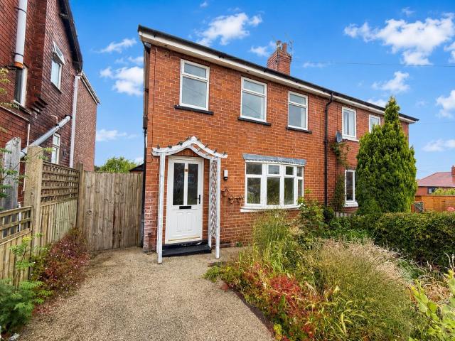 House for rent in Overton, West Yorkshire