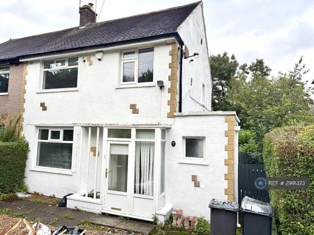 House for rent in Holmewood, West Yorkshire