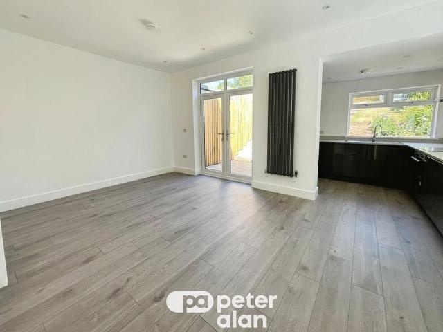 House for rent in Crindau, Newport