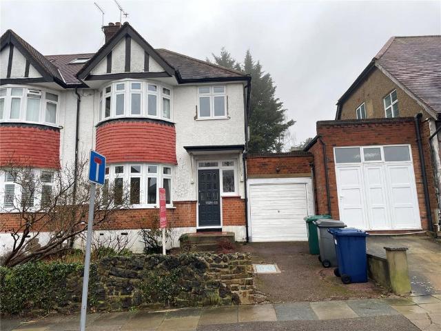 House for rent in High Barnet, Greater London