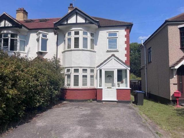 House for rent in Alton Barnes, Essex