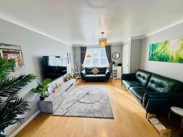House for rent in Broughton, Wales