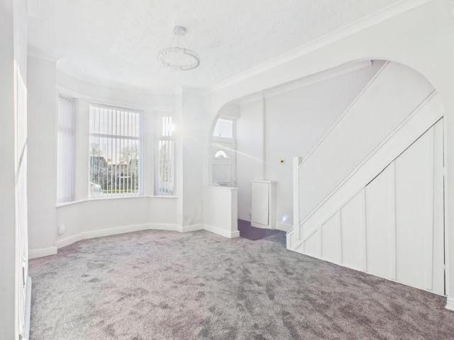 House for rent in Burnedge, Greater Manchester