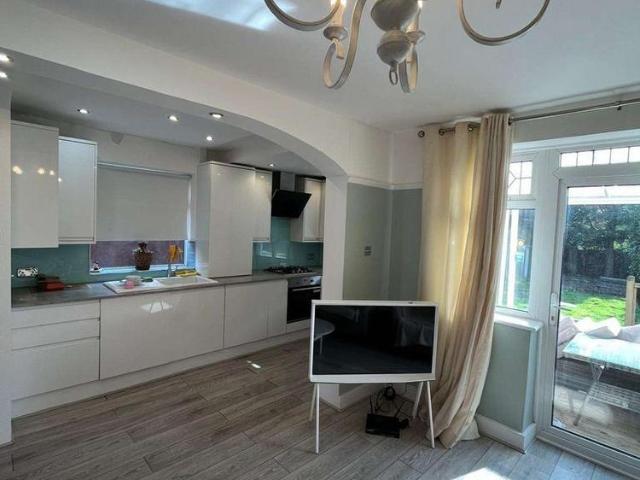 House for rent in Little Stanmore, Greater London