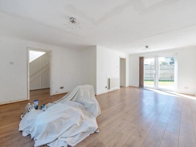 House for rent in Clewer Village, Windsor