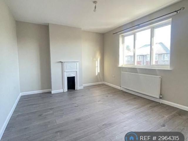 House for rent in Spring Park, Luton